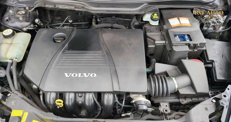 Volvo V50 cena 13900 przebieg: 233000, rok produkcji 2004 z Skierniewice małe 704